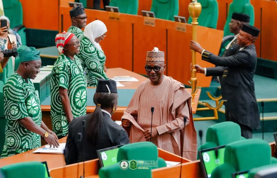 House of Representatives plenary, tracked by the Legislative Intelligence Platform